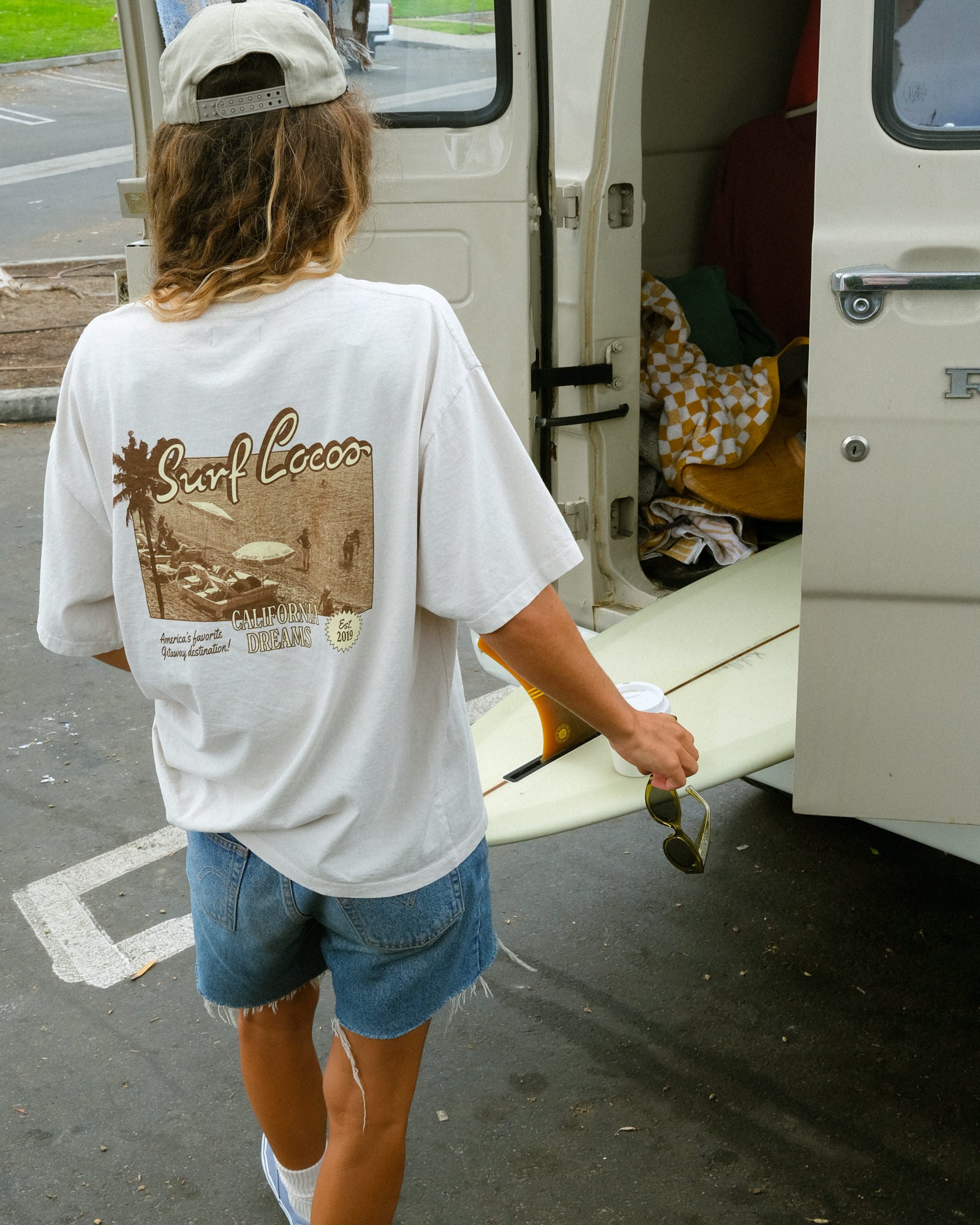 California Dreamin Retro Tee