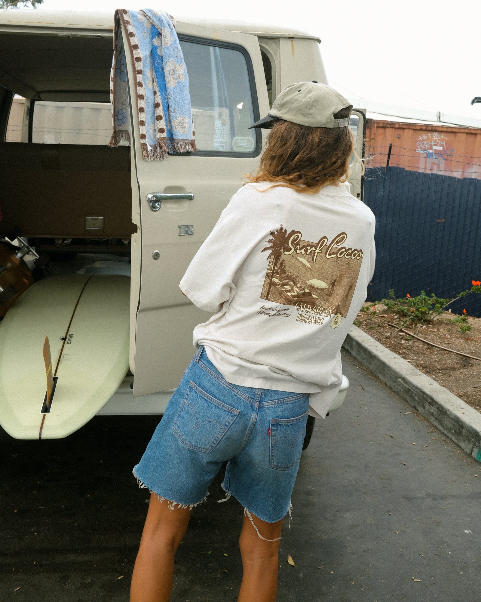 California Dreamin Retro Tee