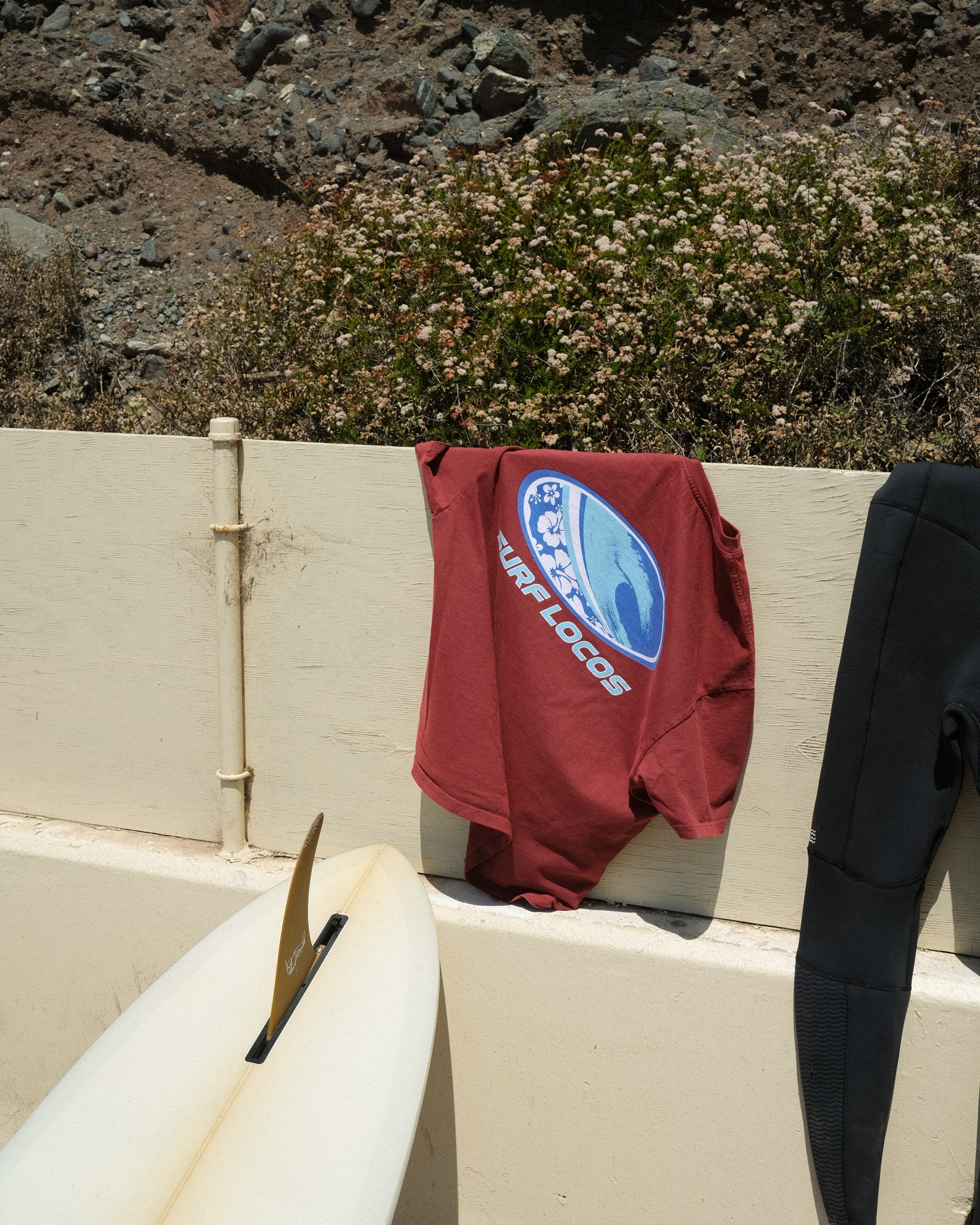 Pipeline Retro Tee